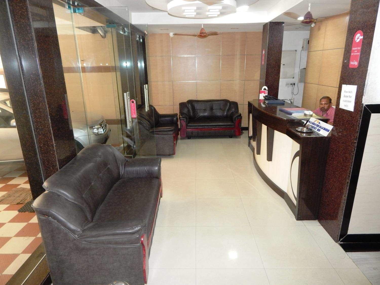 undefined Hotel Bharath 5