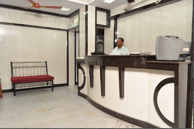 undefined Hotel Bharath 4