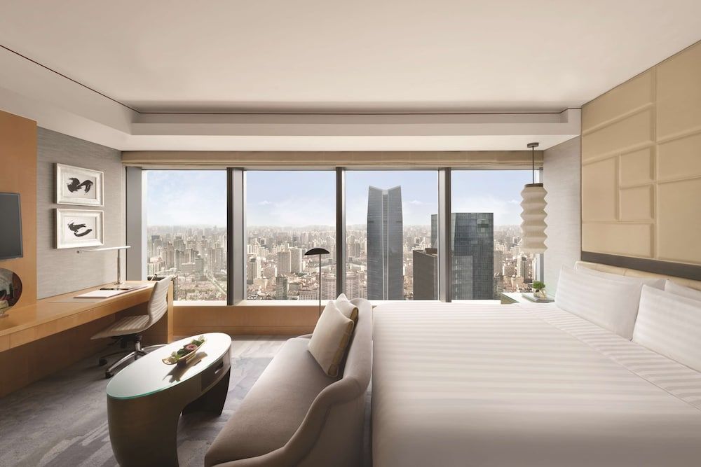 Jing An Shangri-La, Shanghai featured 3