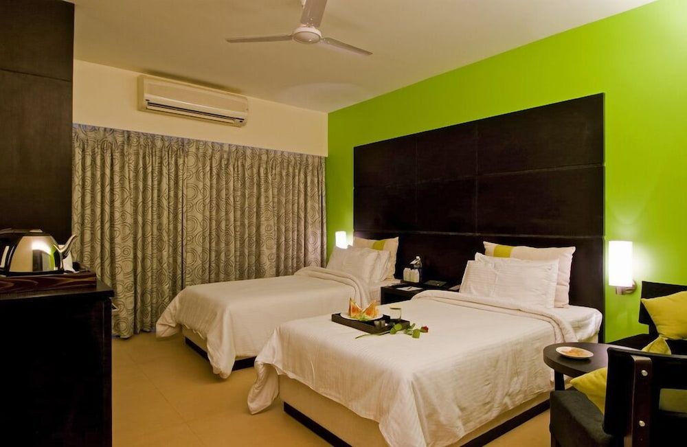 Citrus Hotel Lonavala Deluxe Room 3