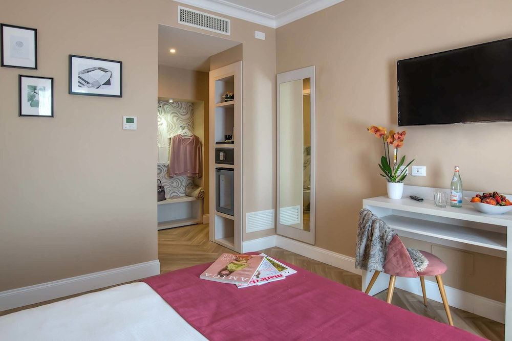 The Boutique Hotel Superior Room, 1 Double Bed with Sofa bed 5