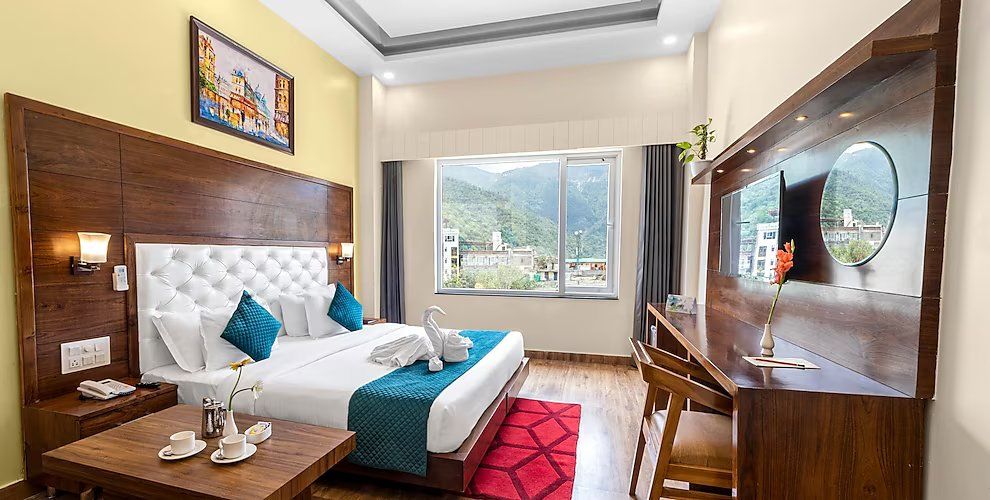 Divine Lakshmi Ganga Deluxe Room 2