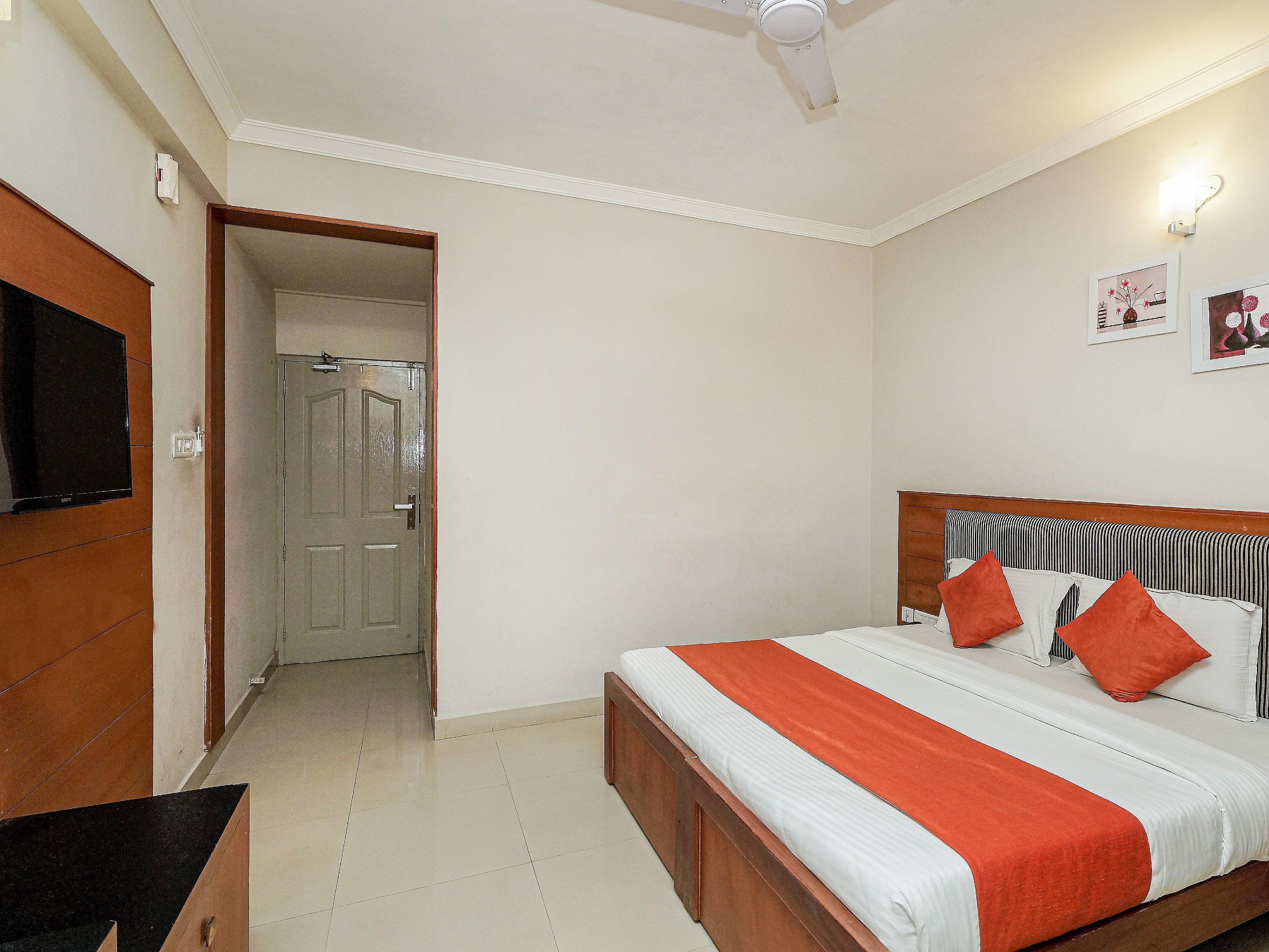 Hotel Pearl International Deluxe Room 5