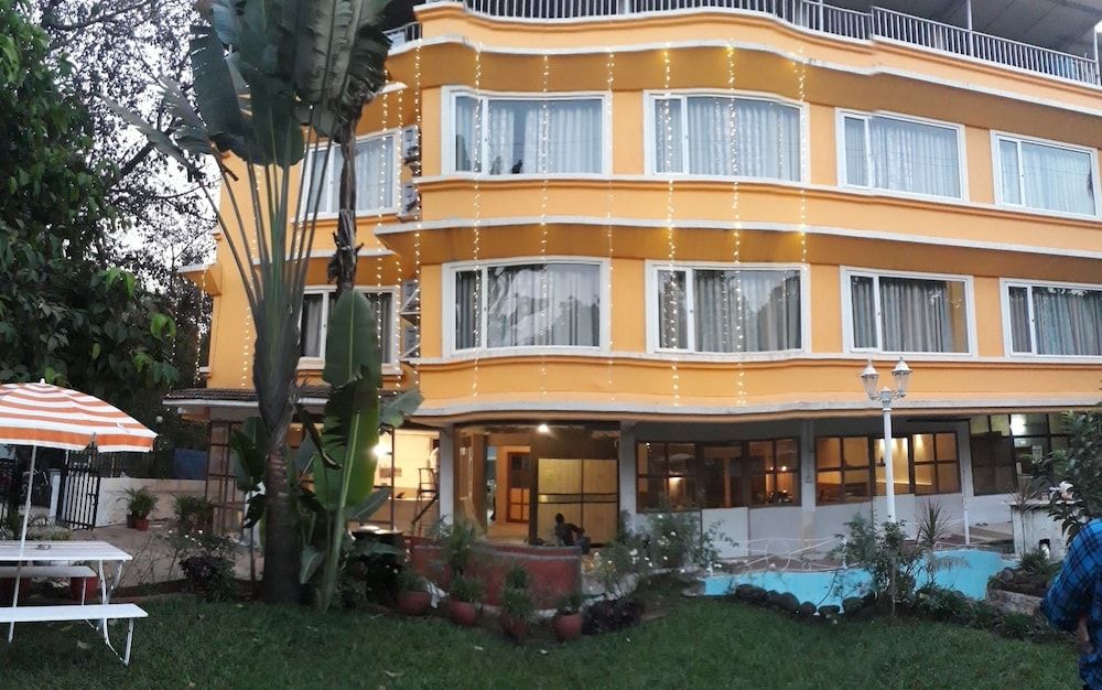 undefined Lake View Resort 10