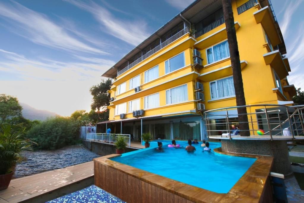 undefined Lake View Resort 5