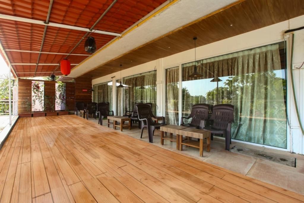 undefined Lake View Resort 4