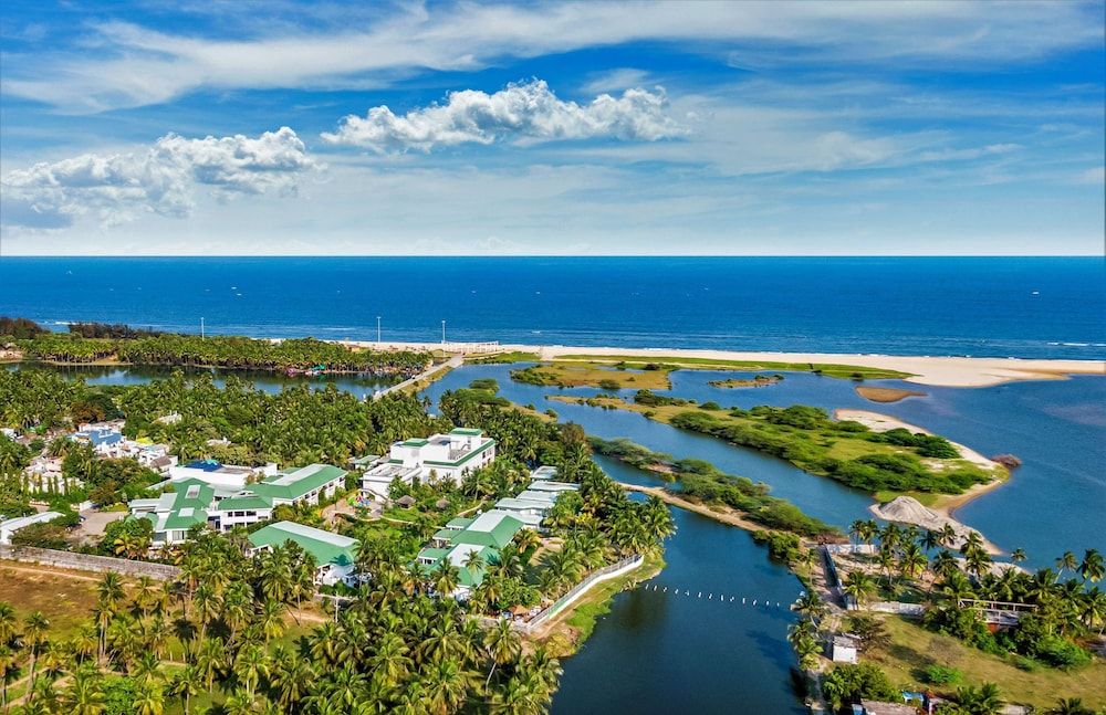 Radisson Resort Pondicherry Bay