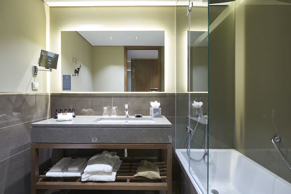 PortoBay Liberdade Superior Double or Twin Room 5