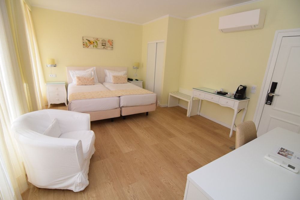 Residencial Florescente Superior Double or Twin Room 6