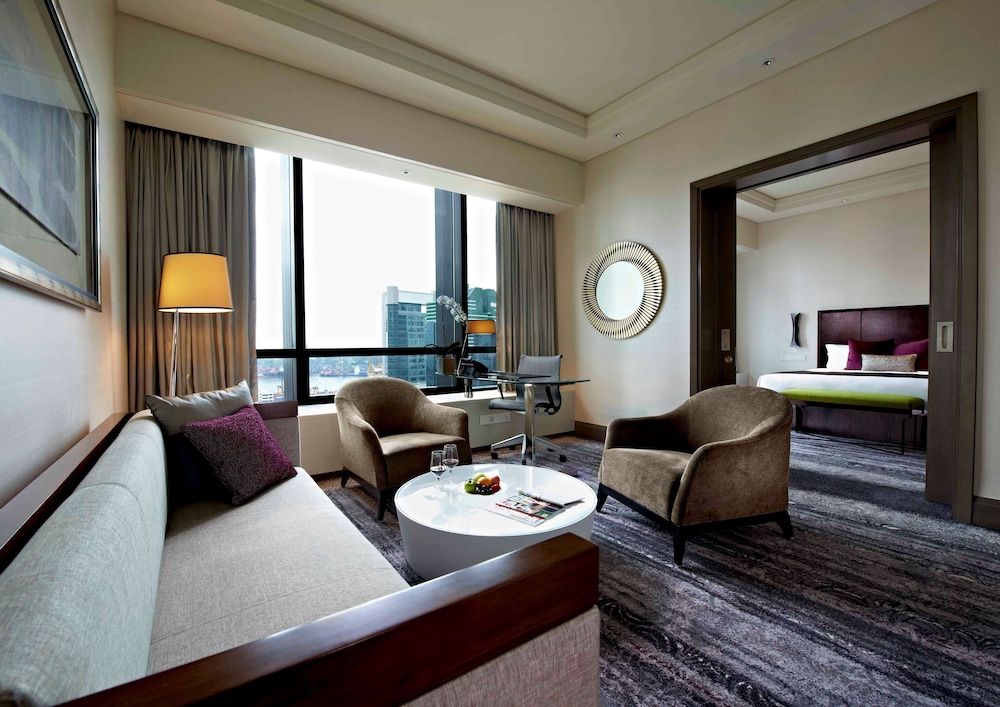 Carlton City Hotel Singapore featured 4