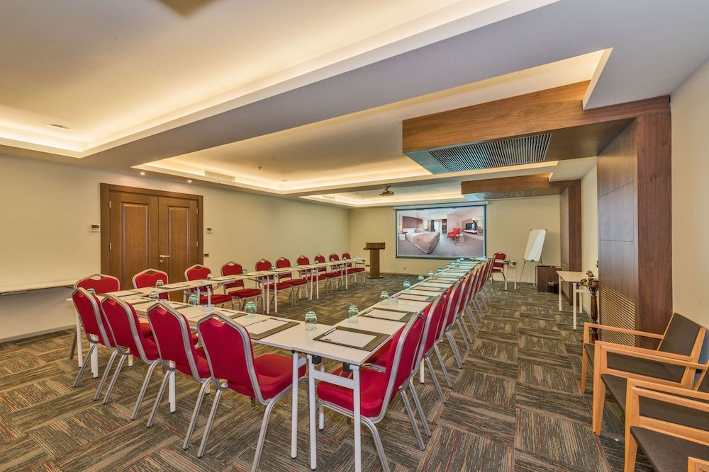 Istanbul Dora Hotel meeting_room 3