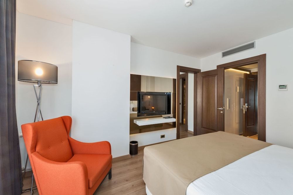 Istanbul Dora Hotel Superior Double or Twin Room, 1 Double or 2 Twin Beds, Non Smoking, Allergy Friendly 5