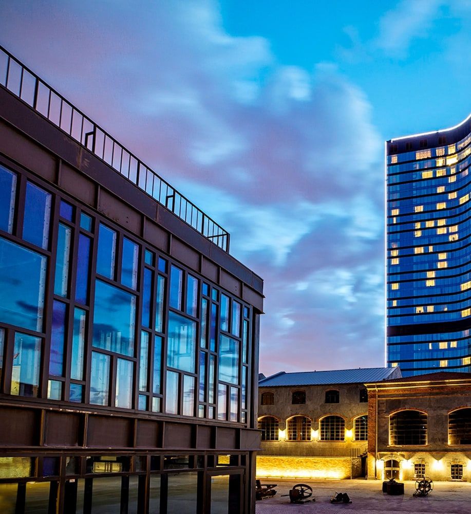 Hilton Istanbul Bomonti Hotel & Conference Center 2