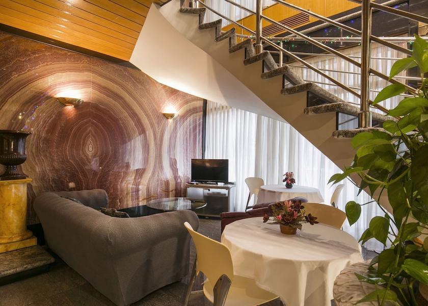  Sant Julia de Loria Bar