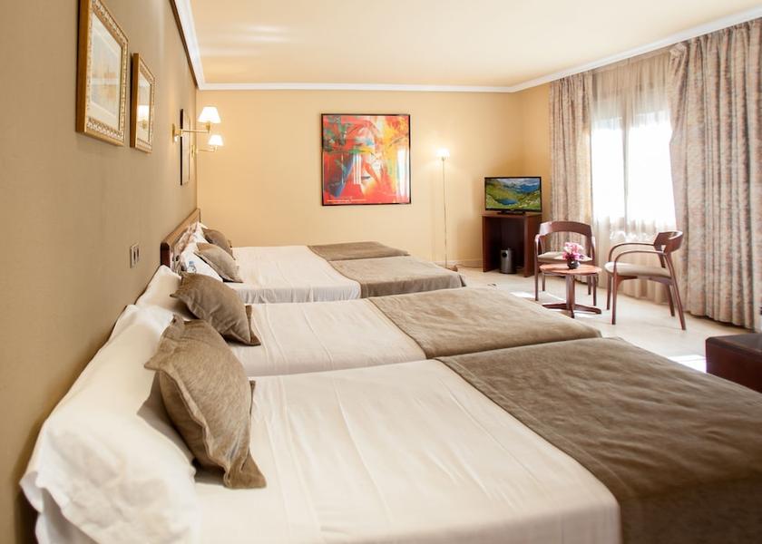  Sant Julia de Loria Room