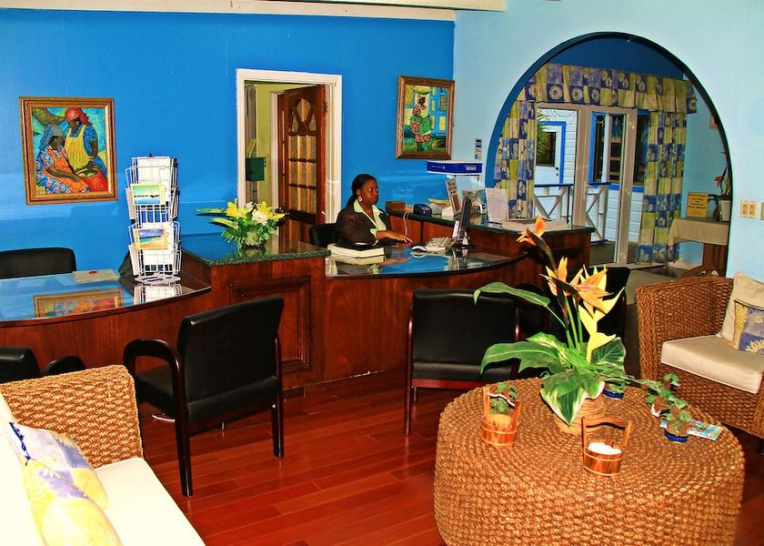 Rendezvous Bay Interior entrance