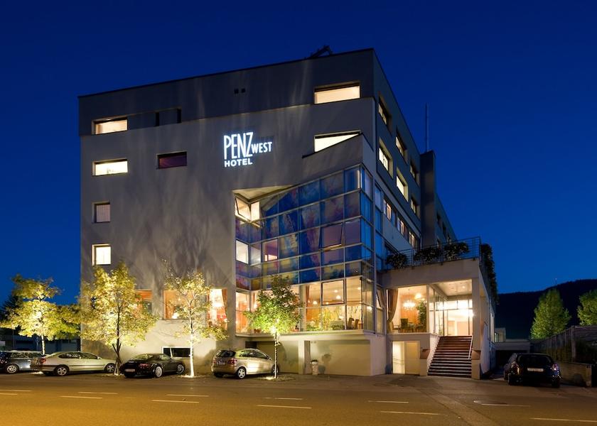 Tyrol Innsbruck Front of property - evening/night