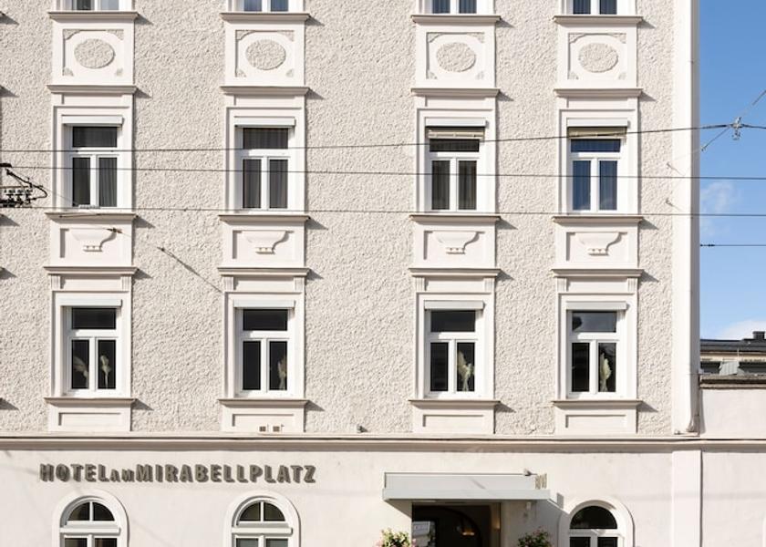 Salzburg State Salzburg Front of property