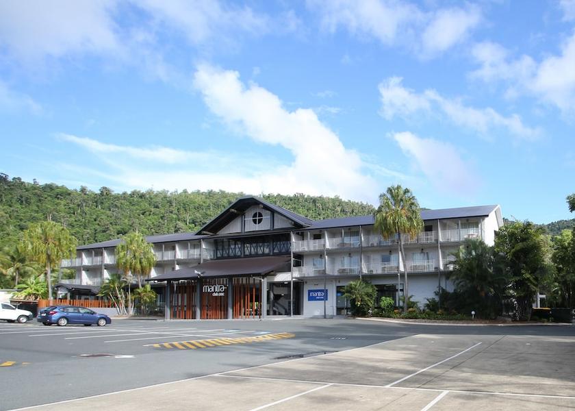 Queensland Cannonvale Front of property