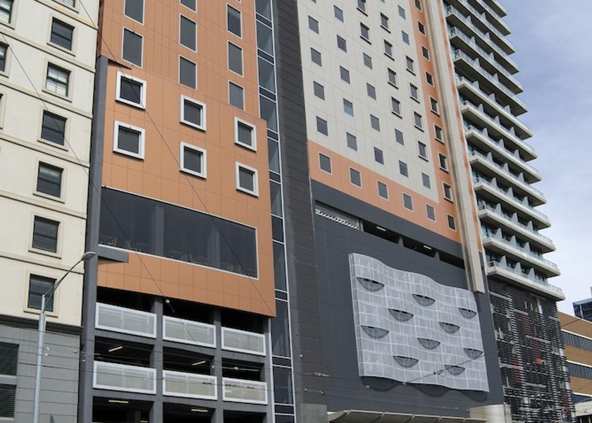 Victoria Melbourne Facade