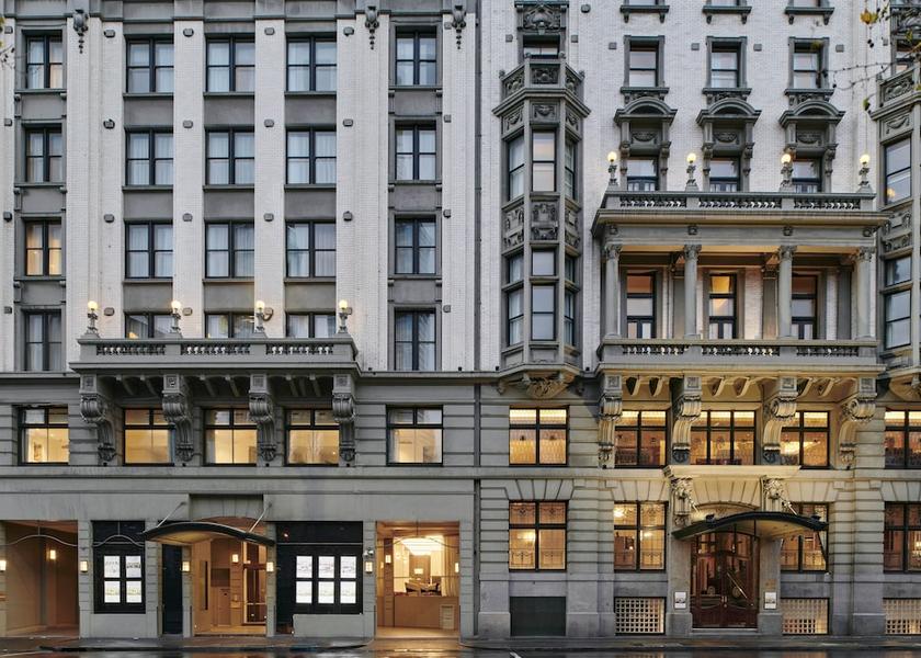 Victoria Melbourne Facade