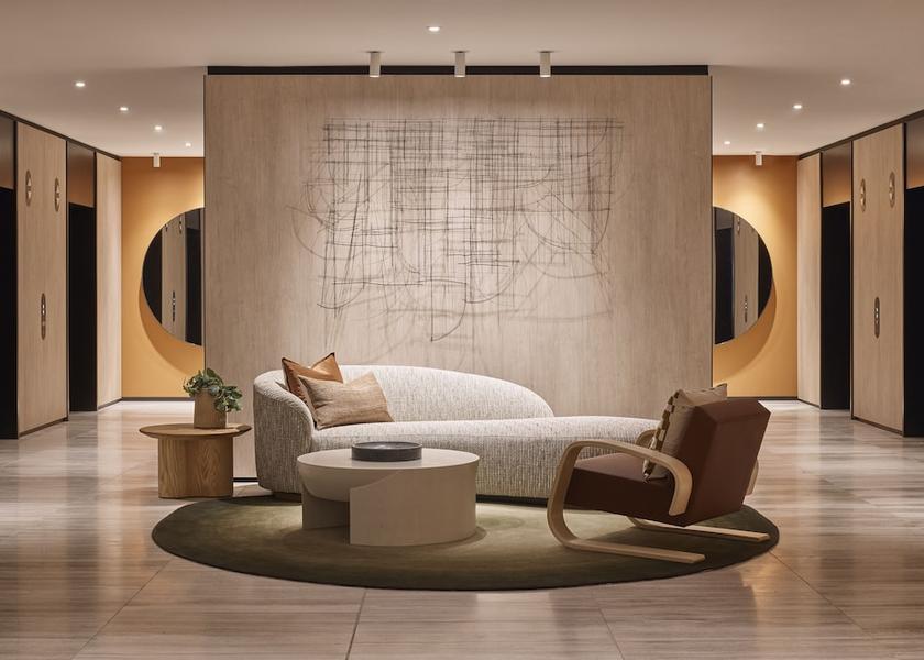 Victoria Melbourne Lobby
