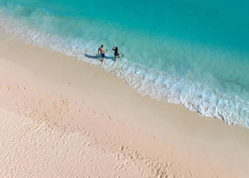 Oranjestad Beach