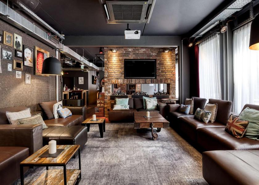 Flemish Region Machelen bar/lounge