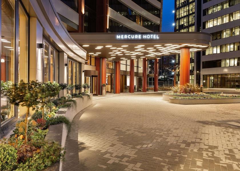  Sofia Exterior Detail