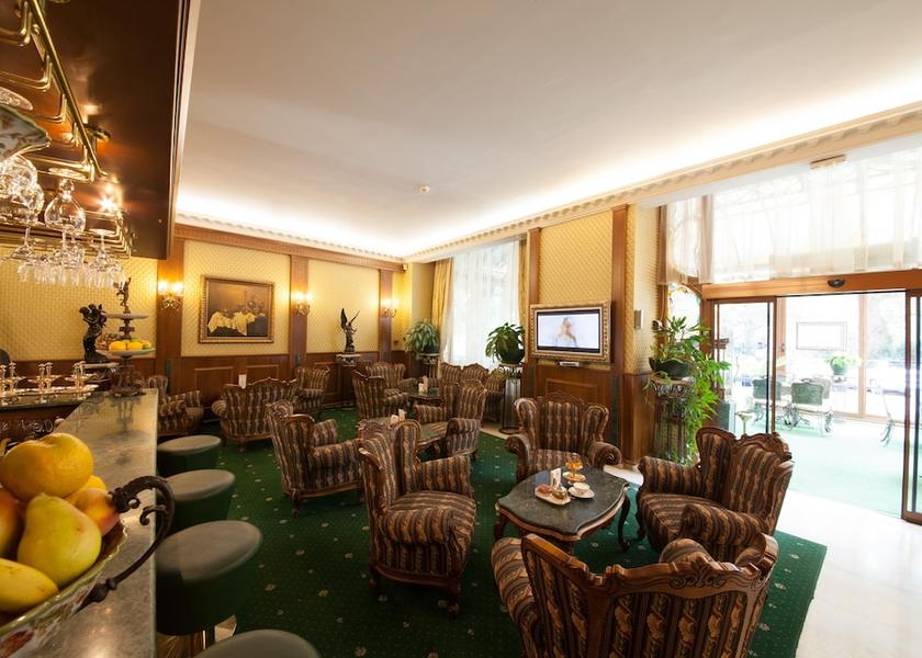  Varna Lobby