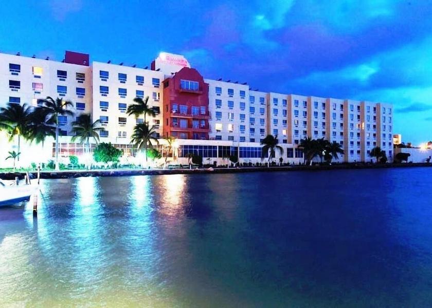  Belize City Exterior Detail