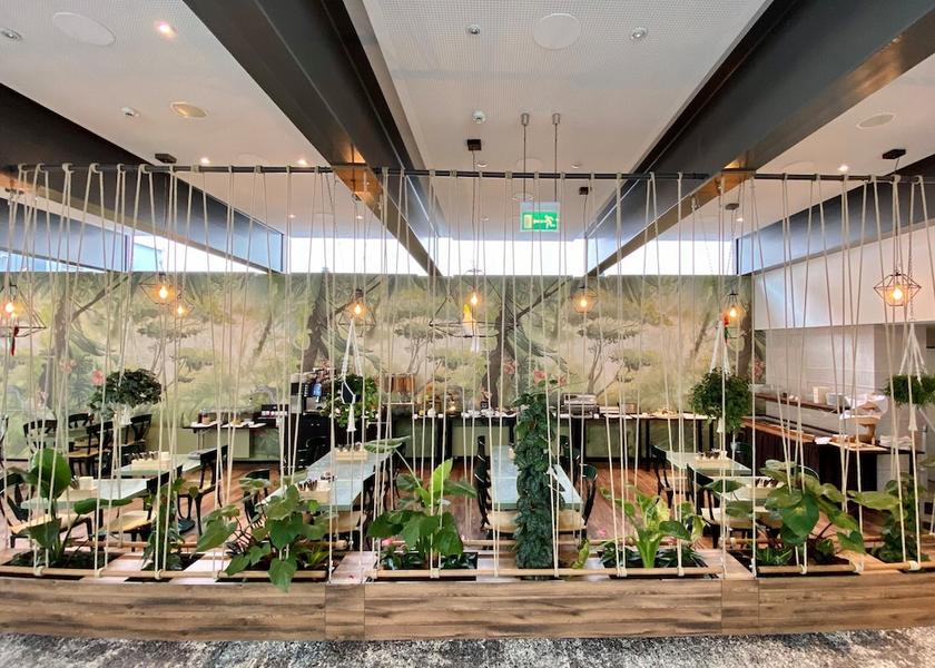 Breakfast area