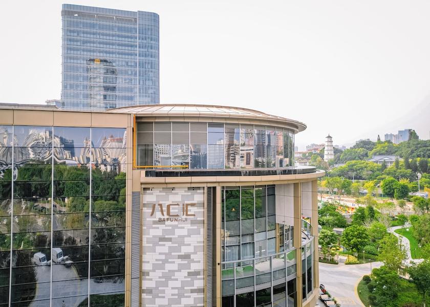 Fujian Fuzhou Shopping Arcade