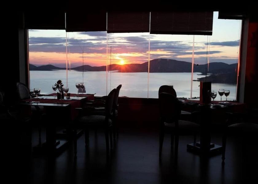 Thessaly Lake Plastiras Breakfast area