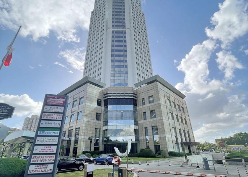 Wyoming Shanghai Exterior