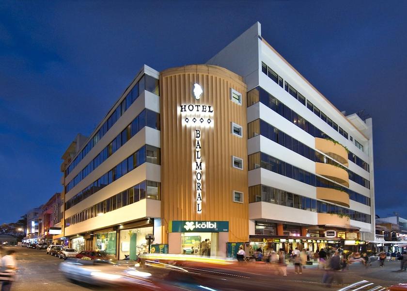 Alajuela San Jose Exterior Detail