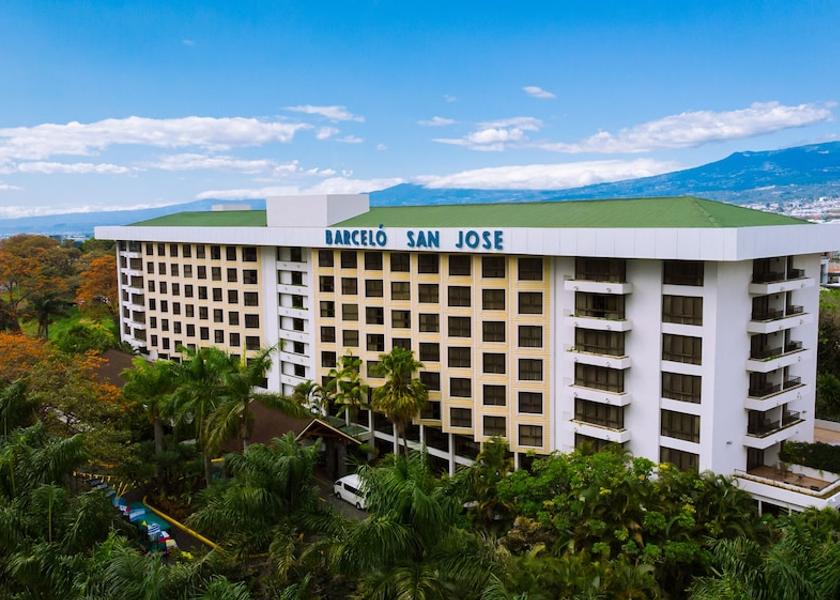 Alajuela San Jose Exterior Detail