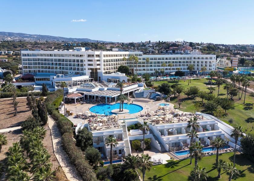 Paphos Chlorakas Front of property