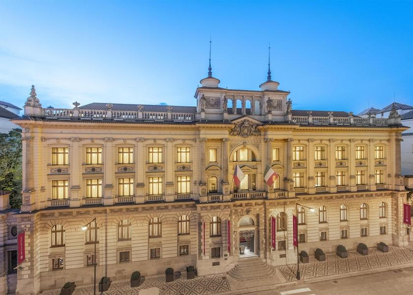  Prague Exterior