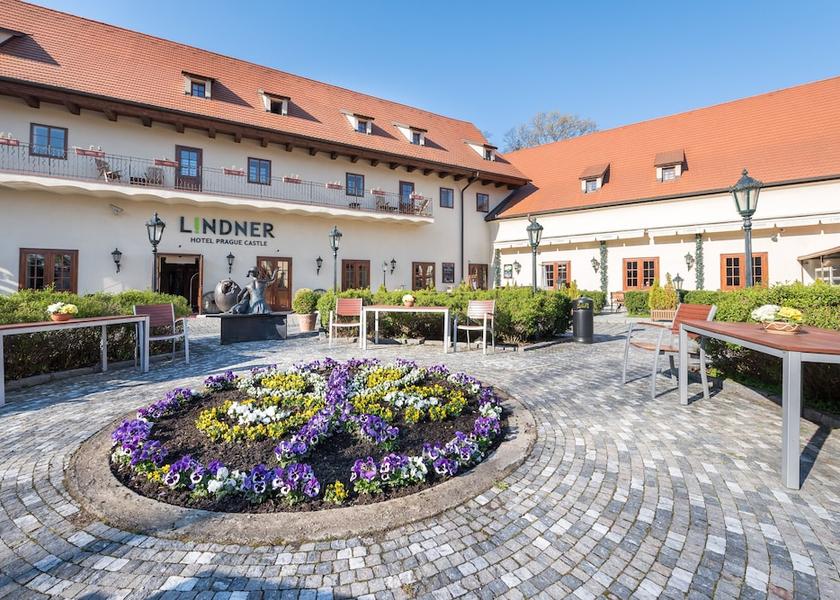 Prague (region) Prague Exterior Detail