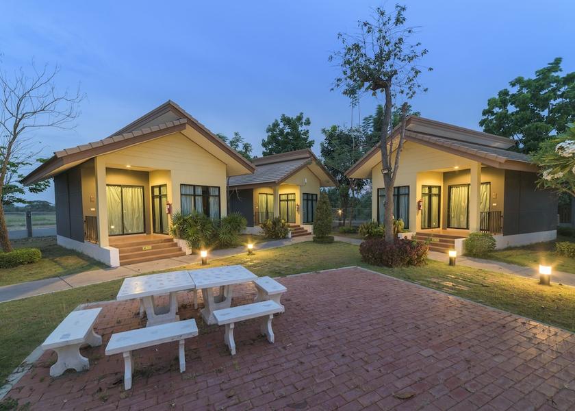 Sukhothai Province Si Satchanalai Front of property - evening/night