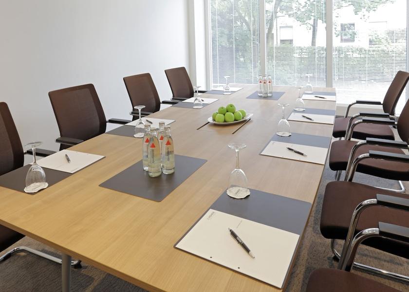 North Rhine-Westphalia Dusseldorf Meeting Room