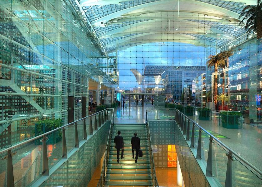 Bavaria Oberding Lobby