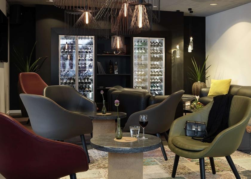 Midtjylland Silkeborg Bar (on property)