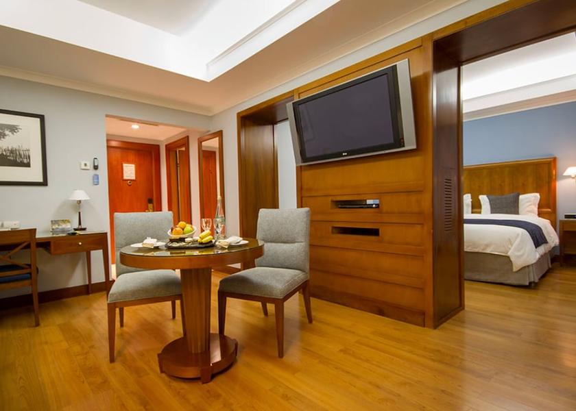 Pichincha Guayaquil Room