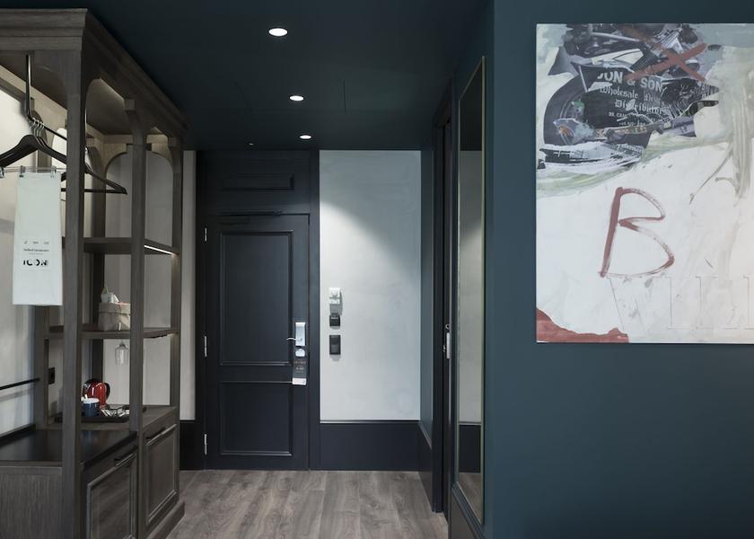 Community of Madrid Madrid Room