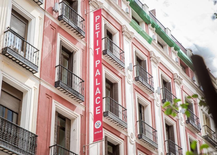 Community of Madrid Madrid Facade