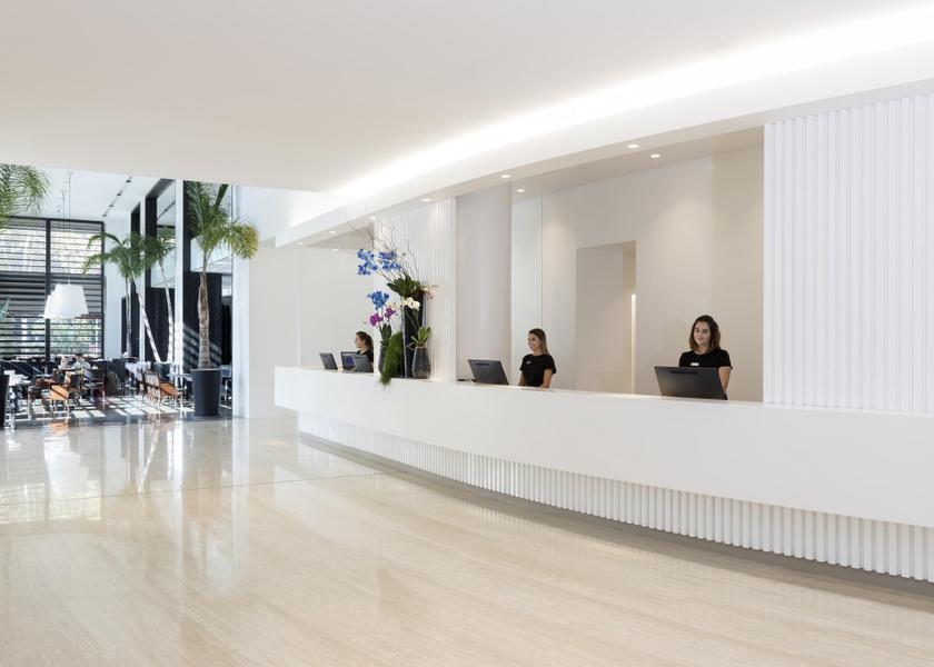 Community of Madrid Madrid reception