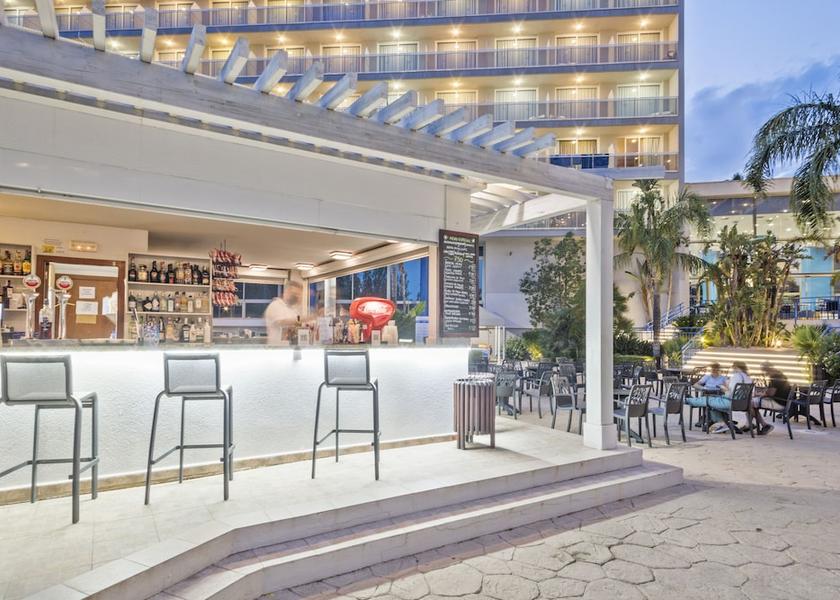 Catalonia Salou Swim-up bar