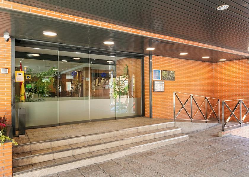 Community of Madrid San Sebastian de los Reyes Property entrance